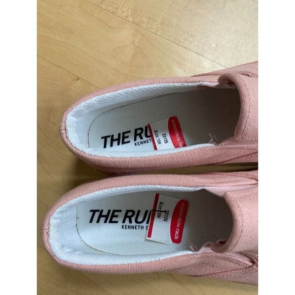 KENNETH Cole BNWOT "The Run" pink slip on Sneaker Womens Size 10M - Picture 3 of 8
